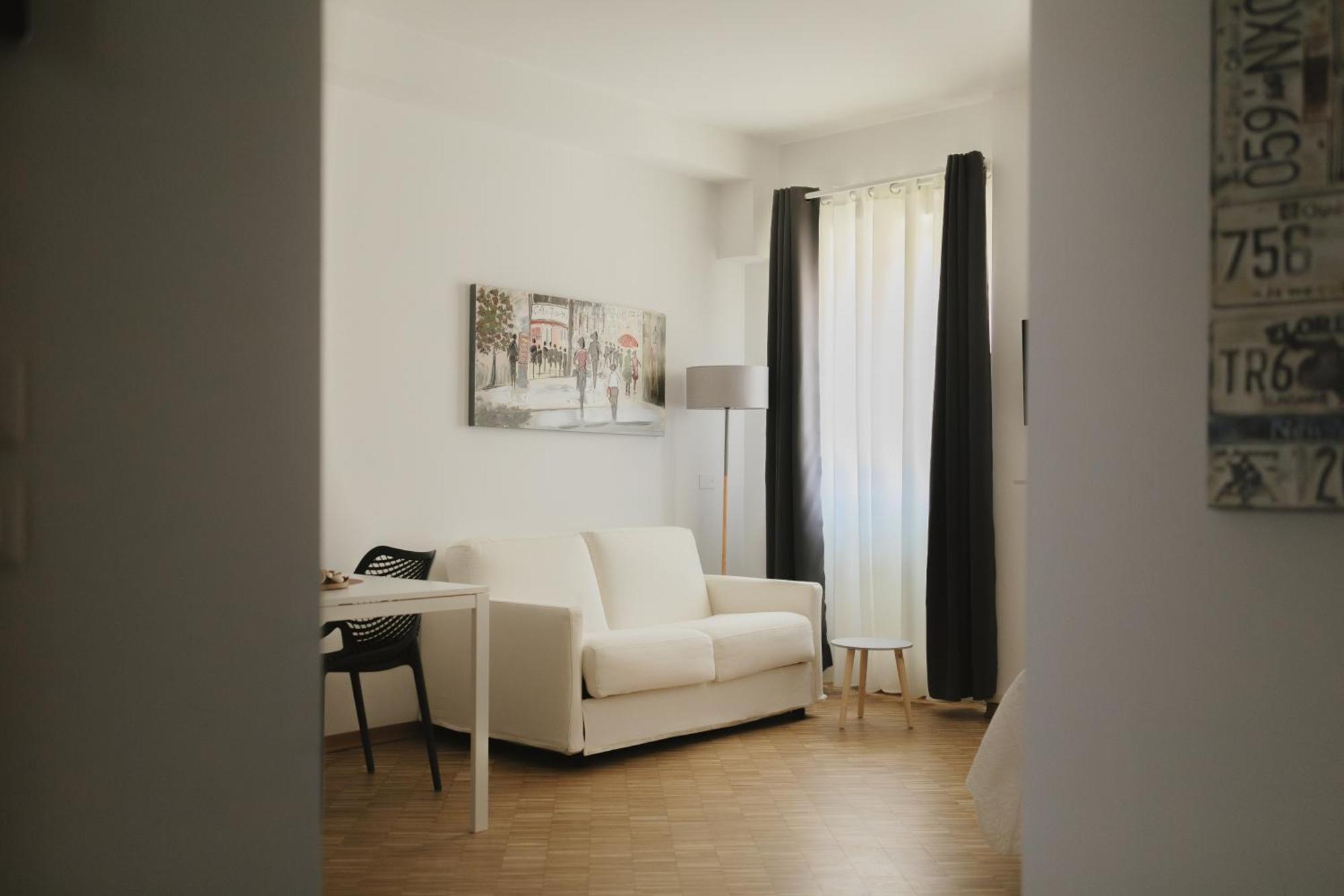 Degli Aranci - Caseta Aparthotel *